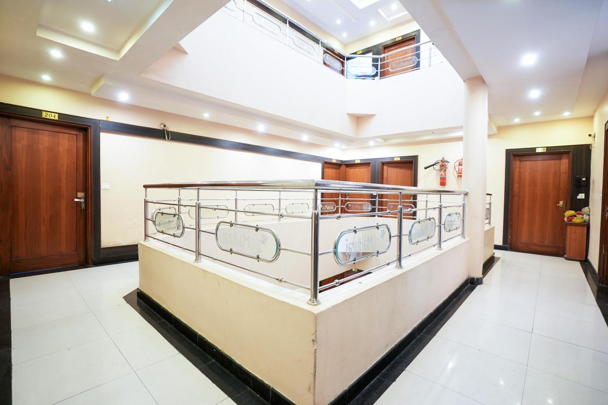 Hotel Madurai Near Central Bus Stand, Udajpur Zewnętrze zdjęcie